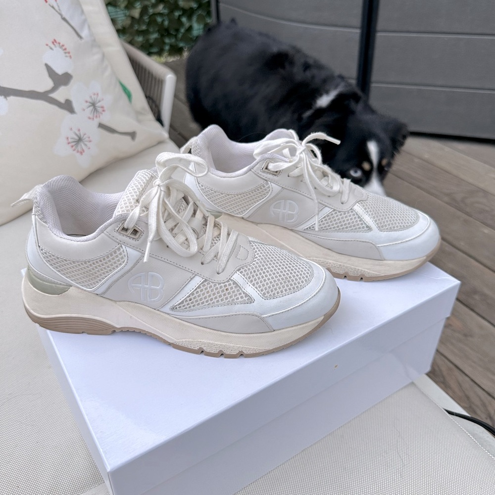 Dina sneakers